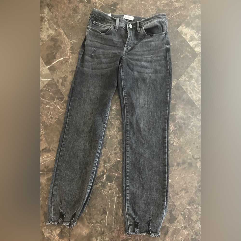 Nicole Miller New York jeans, black size 4. Soho High Rise Ankle Slim.
